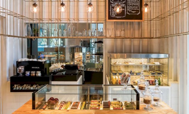 Deli, Shangri-La Futian: A Delicatessen in Shenzhen, China