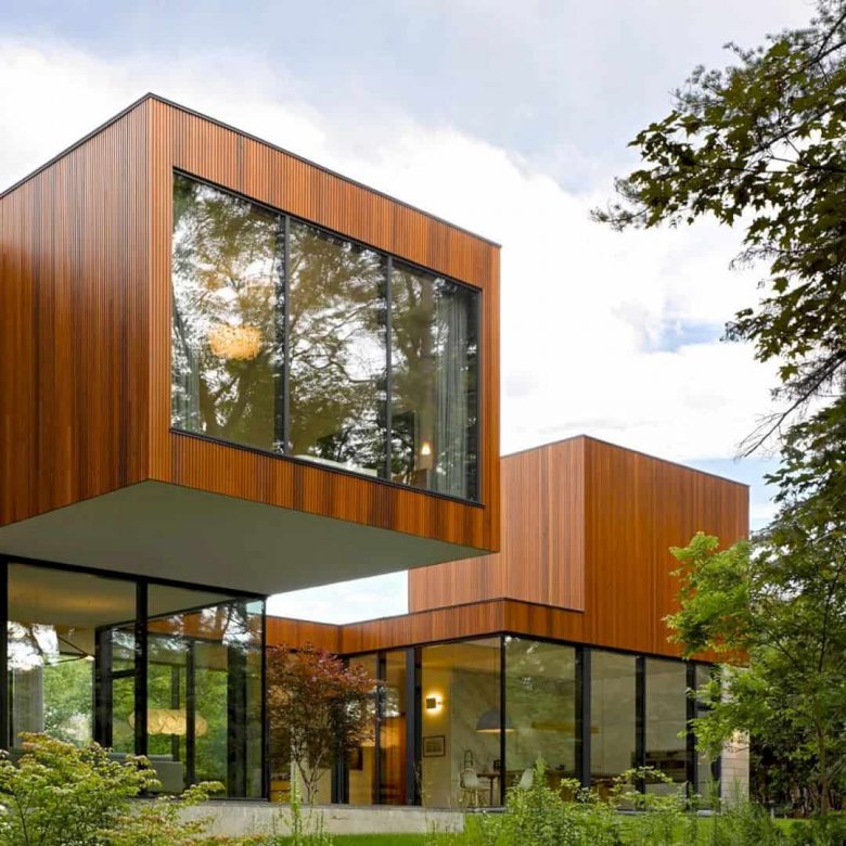 House On Ancaster Creek Designed by Williamson Williamson