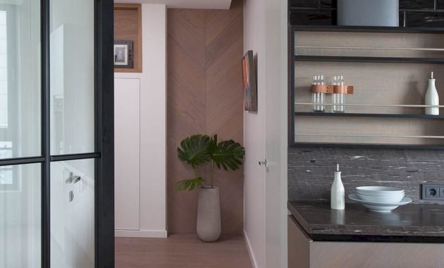 Mans's Home: Minimalist Interior of Living Place with Natural ...