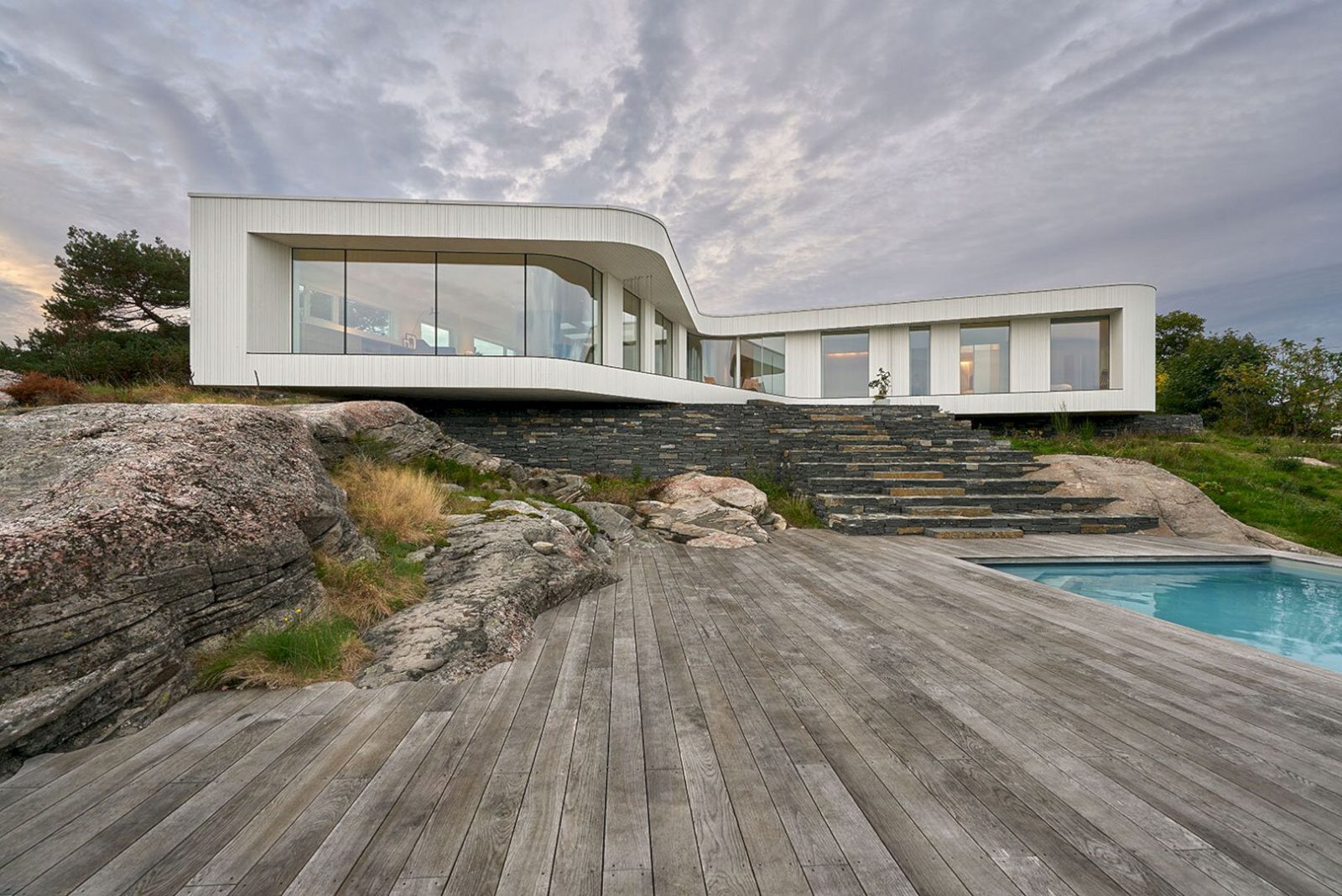 Villa AT: A Family House with An Abundance of Light and Closer