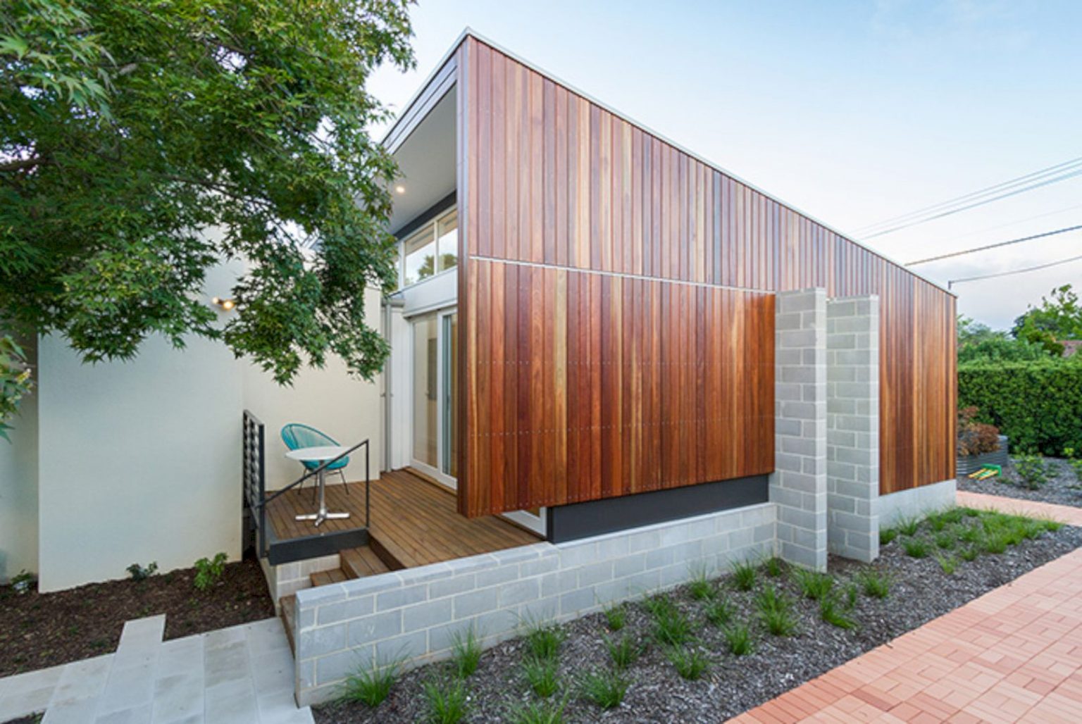 If House: A 1950’s Split Level Home with A New Wing and Early Modernist ...