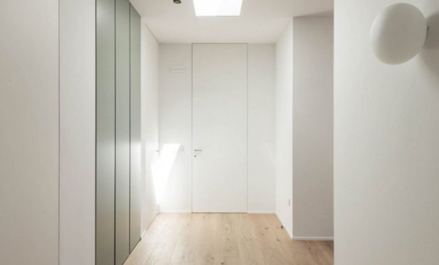 House BN: A Single House with Three Volumes and A Single Flat Roof