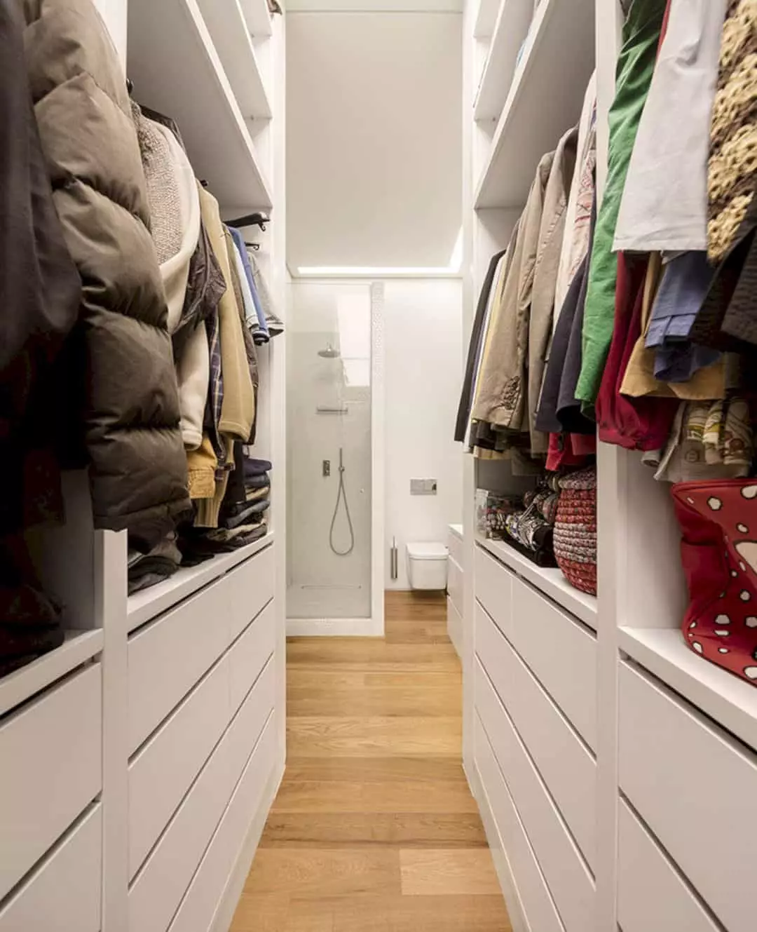 30 Closet Design Ideas