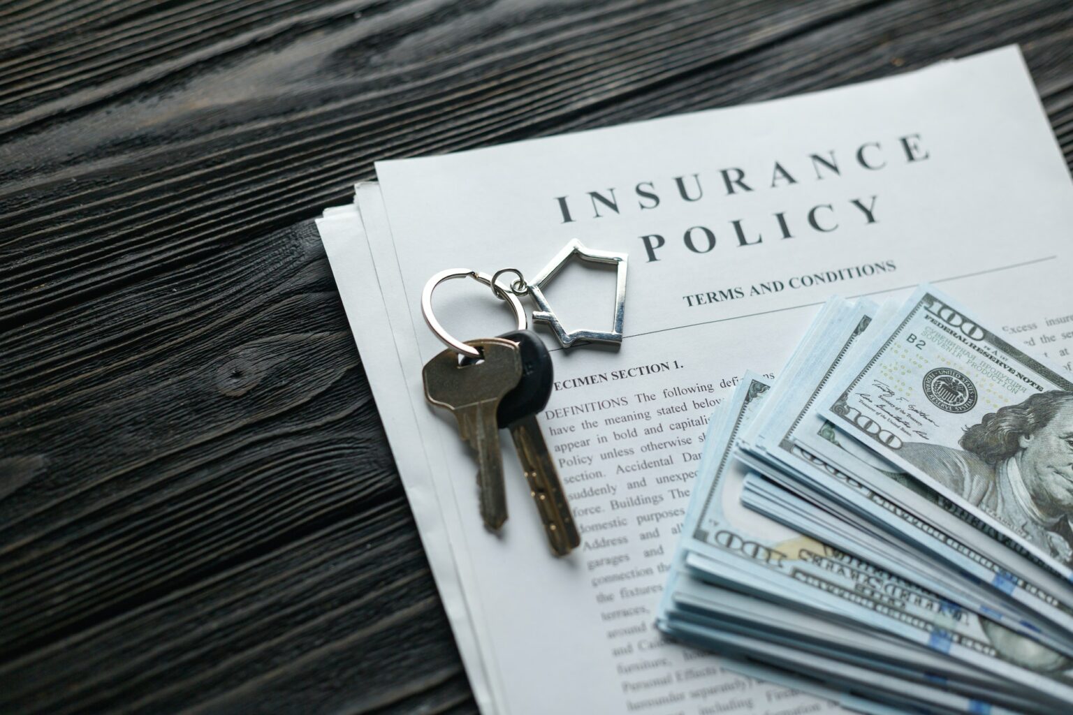 insider-s-guide-choosing-the-right-homeowners-insurance-for-your-roof