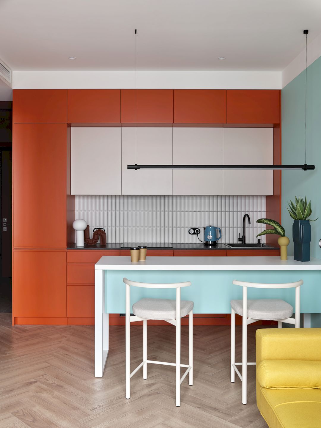 A Bright And Colorful Moscow Apartment For Rent 11