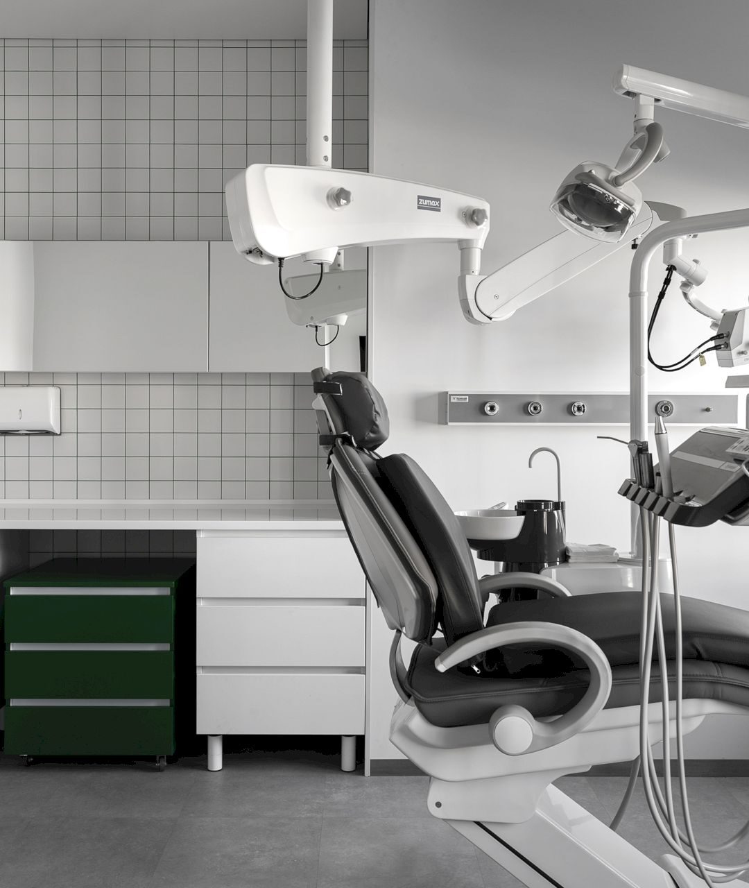 ELMAU Dental Clinic 4