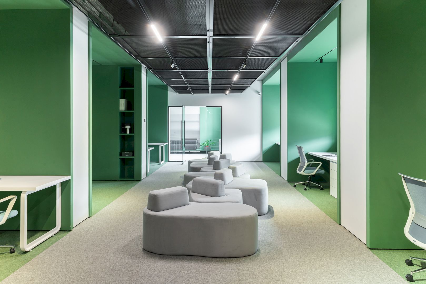 Kvadrat Architects The Magic Of Artificial Lighting In Colorful Office Interiors 42