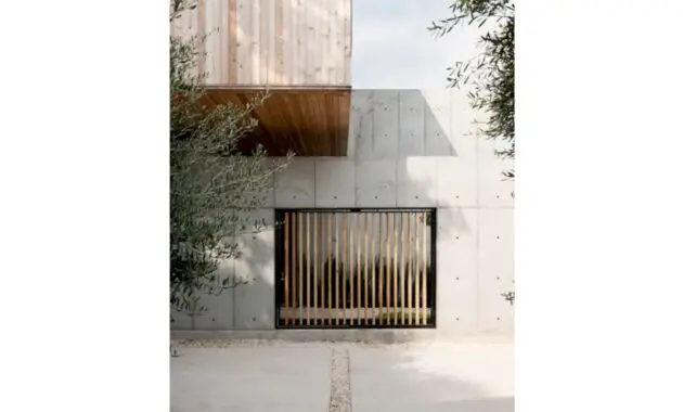 Concrete Box House 10